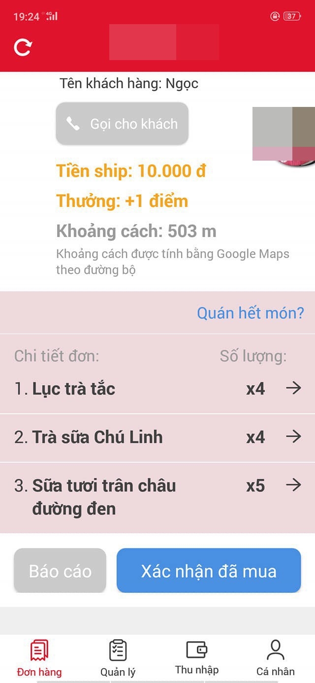  
Giao dịch đặt hàng của cô gái.