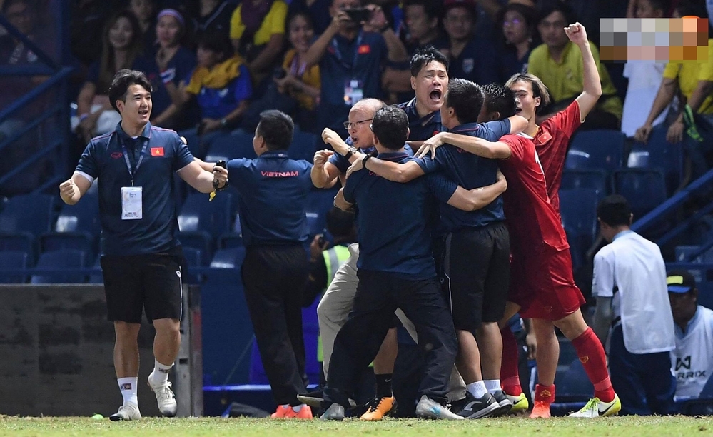 Báo Thái Lan bày tỏ nỗi thất vọng khi đội nhà 1 lần nữa để thua Việt Nam ở phút chót
