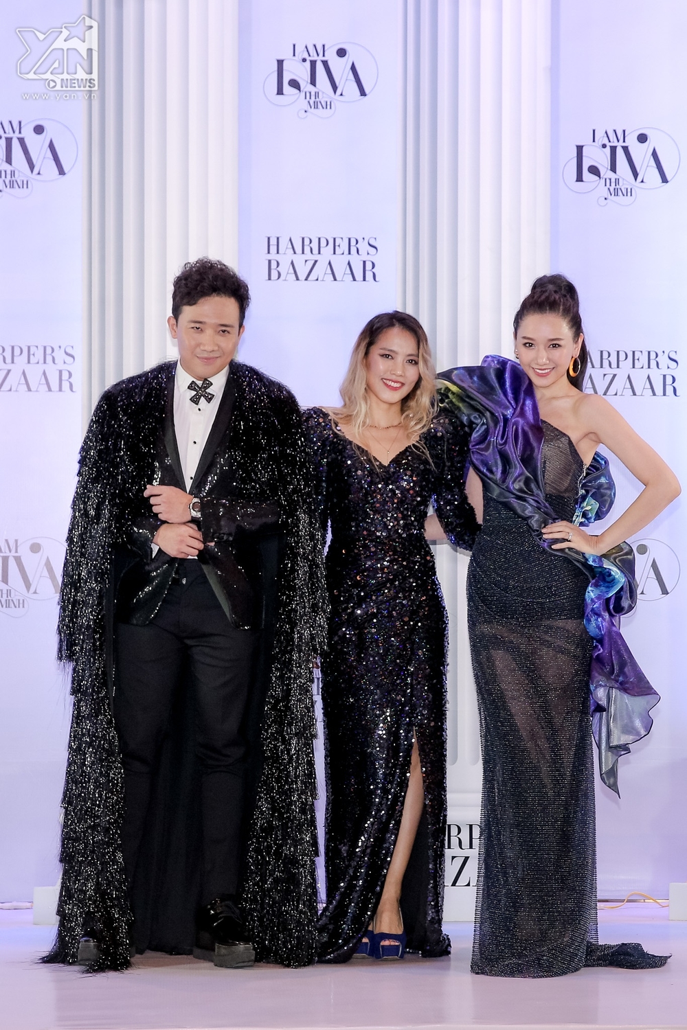  
Vợ chồng Trấn Thành - Hari Won rạng rỡ xuất hiện bên cạnh nữ diva Hàn Quốc So Hyang.