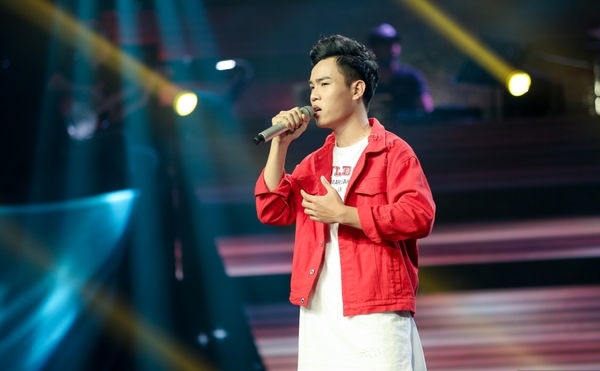  
Trần Duy Đạt - chàng trai sở hữu giọng hát đầy cảm xúc của đội Tuấn Hưng.