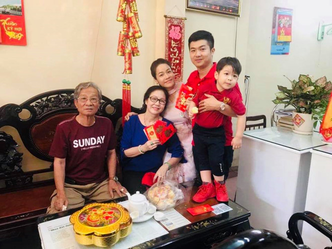 
Nhật Kim Anh từng có gia đình nhỏ vô cùng hạnh phúc - Tin sao Viet - Tin tuc sao Viet - Scandal sao Viet - Tin tuc cua Sao - Tin cua Sao