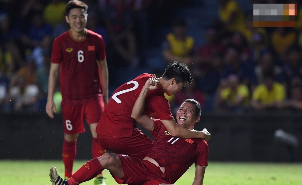  
ĐT Việt Nam giành vé vào chung kết King's Cup 2019. 