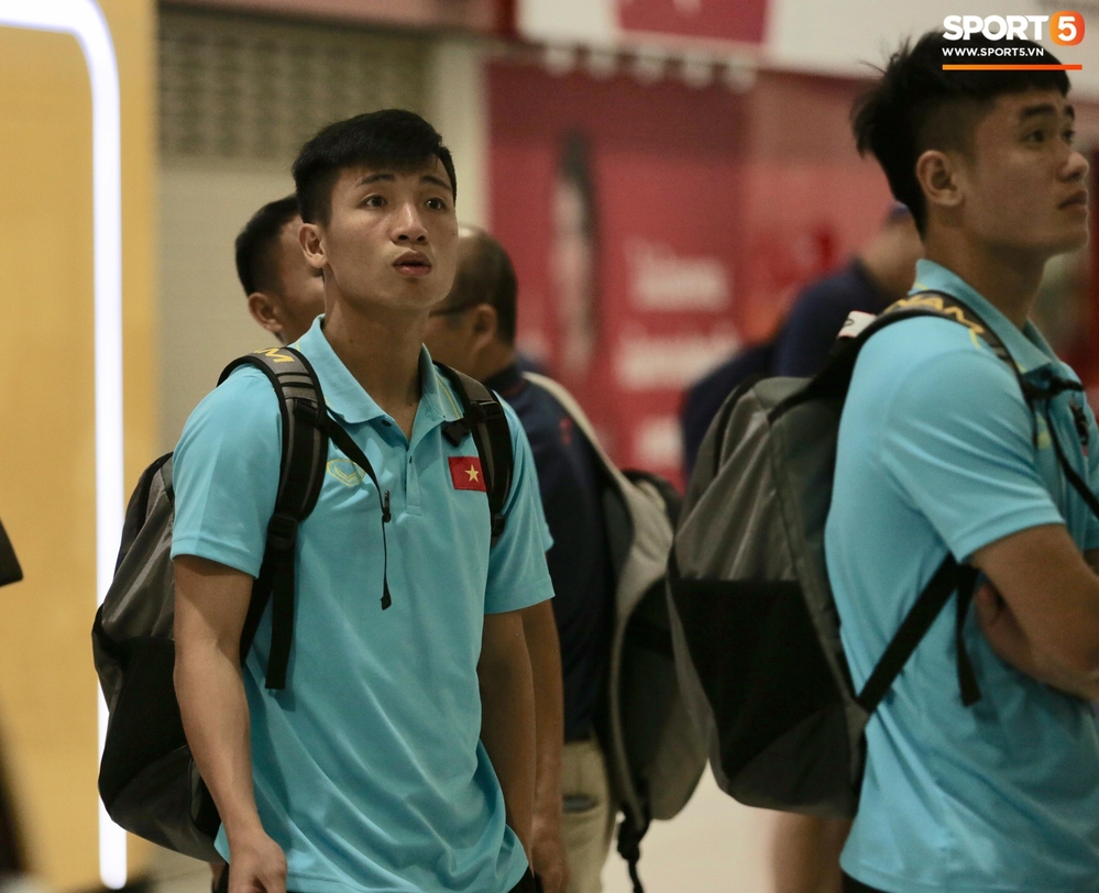  
Cả đội tuyển đều tới sân bay để di chuyển về Hà Nội