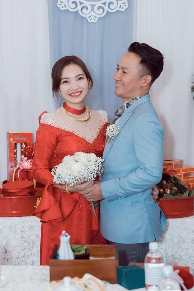 Mang bầu hơn 3 tháng, vợ rapper Tiến Đạt tiết lộ: 
