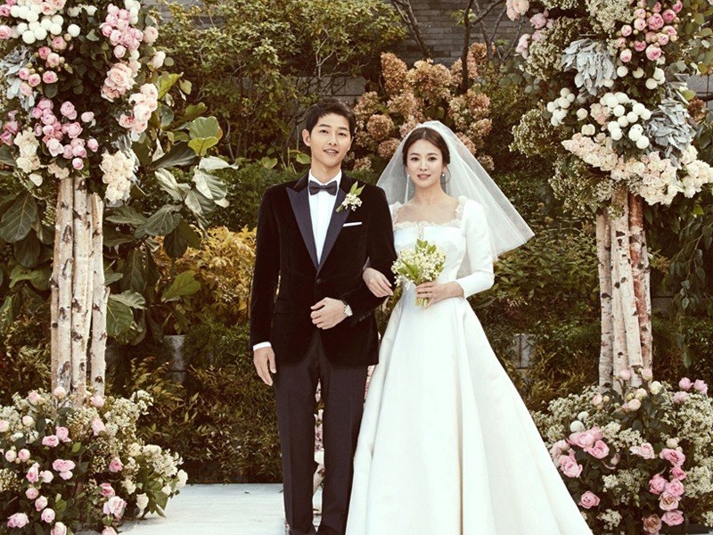 Hai cuộc ly hôn trôi qua cuộc đời Song Hye Kyo: Một lần phải chứng kiến, một lần tự mình trải qua