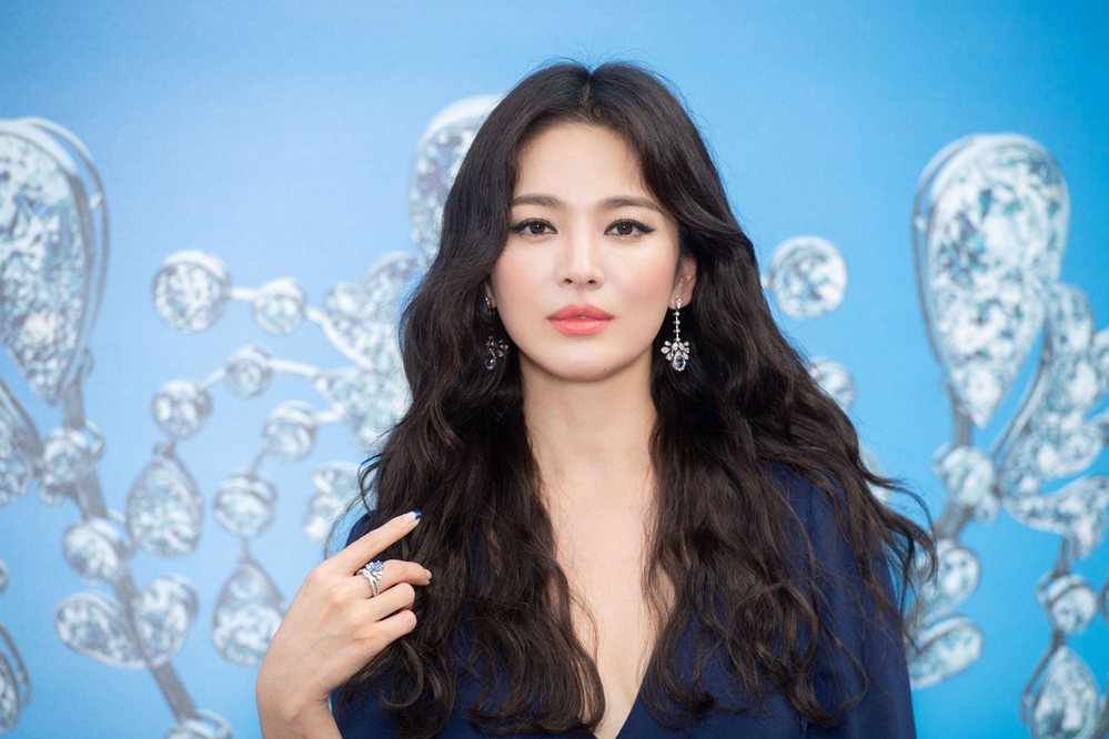  
Người hâm mộ cho rằng Song Hye Kyo đẹp nhưng thiếu sức sống