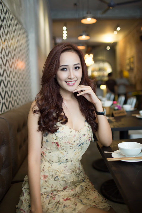  
Hoa hậu Việt Nam 2006 cho rằng mình không quá giàu chỉ đủ sắm đồ hiệu, nhà và xe - Tin sao Viet - Tin tuc sao Viet - Scandal sao Viet - Tin tuc cua Sao - Tin cua Sao