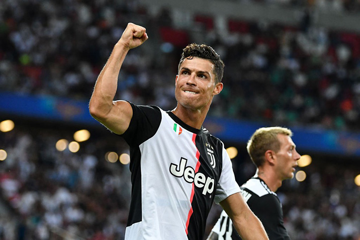  
Ronaldo có bàn thắng nâng tỷ số lên 2-1 trong trận giao hữu giữa Juventus và Tottenham.