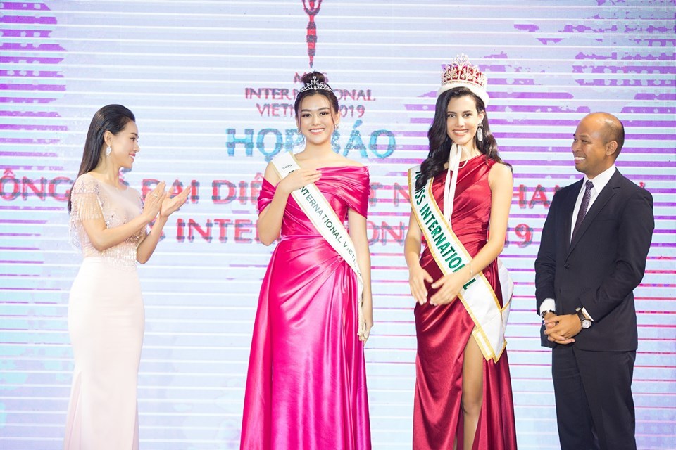 Á hậu Tường San đại diện Việt Nam tham dự Miss International 2019 - Tin sao Viet - Tin tuc sao Viet - Scandal sao Viet - Tin tuc cua Sao - Tin cua Sao