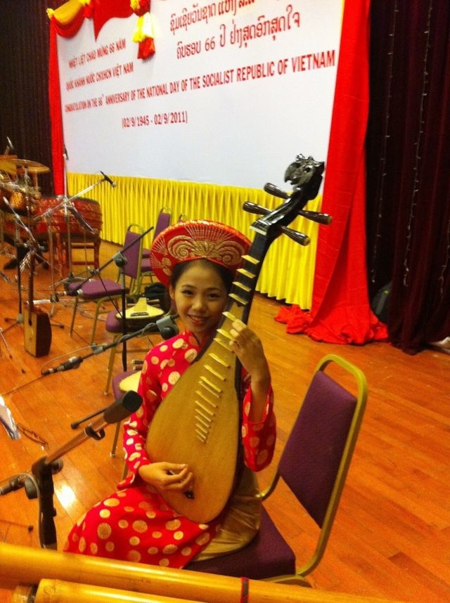 
Hương Ly được đào tạo âm nhạc từ bé