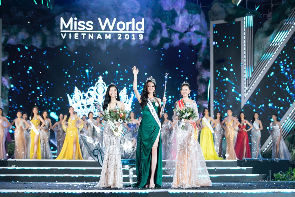 2019 | MISS WORLD VIETNAM | LƯƠNG THÙY LINH Khoanh-khac-dang-quang-khong-the-quen-cua-miss-world-2019-d3a19385