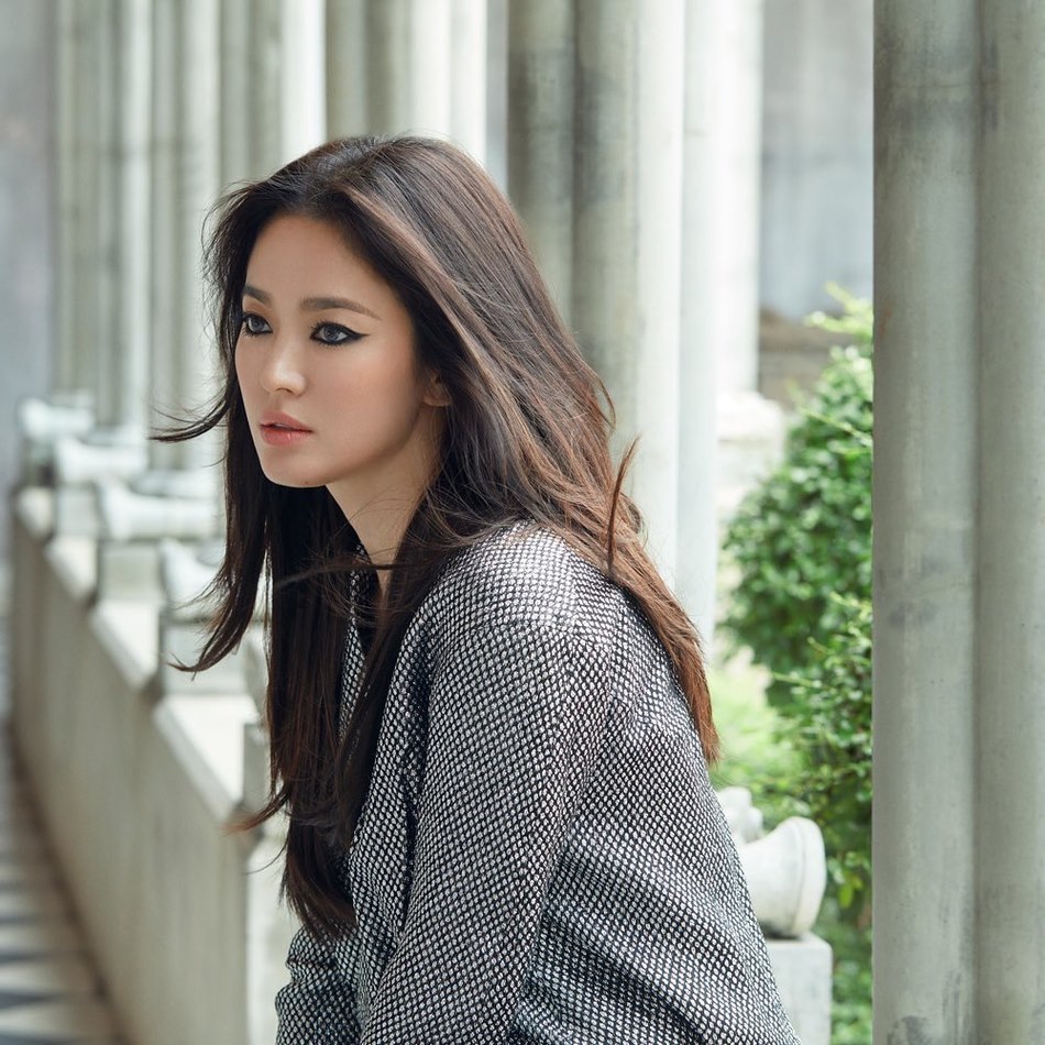 Song Hye Kyo tung bộ ảnh với phong cách mới nhưng bị netizen chê tơi tả vì 