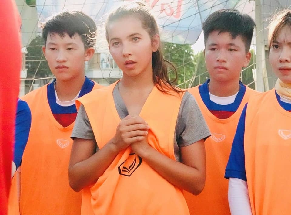 Xuất hiện hai “bông hồng lai” muốn đầu quân cho ĐT bóng đã nữ Việt Nam khiến fan “bấn loạn