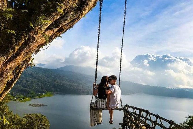  
Các cặp đôi có thể "mất hứng" khi đi du lịch tại đảo Bali vì dự luật mới. (Ảnh minh họa).