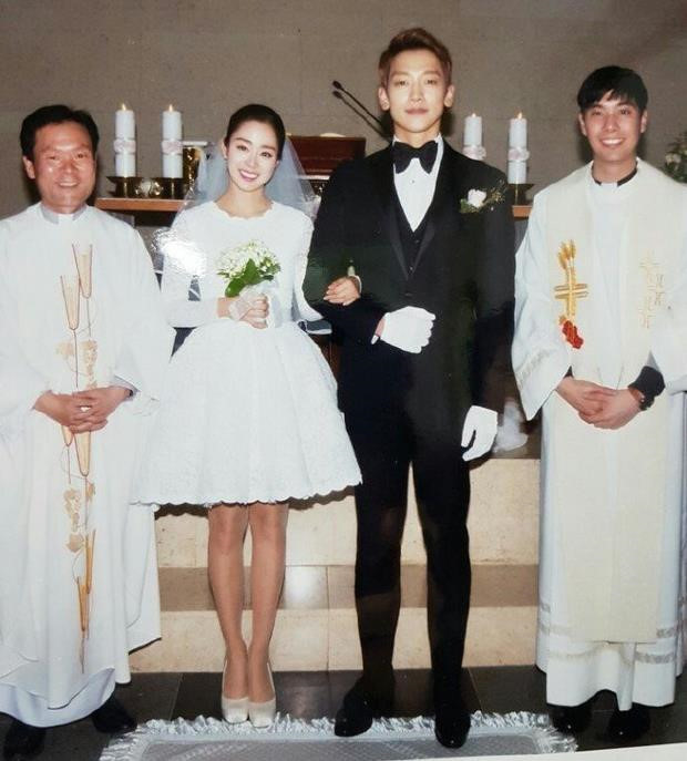  
Đám cưới giản dị của Bi Rain và Kim Tae Hee - Ảnh KPS