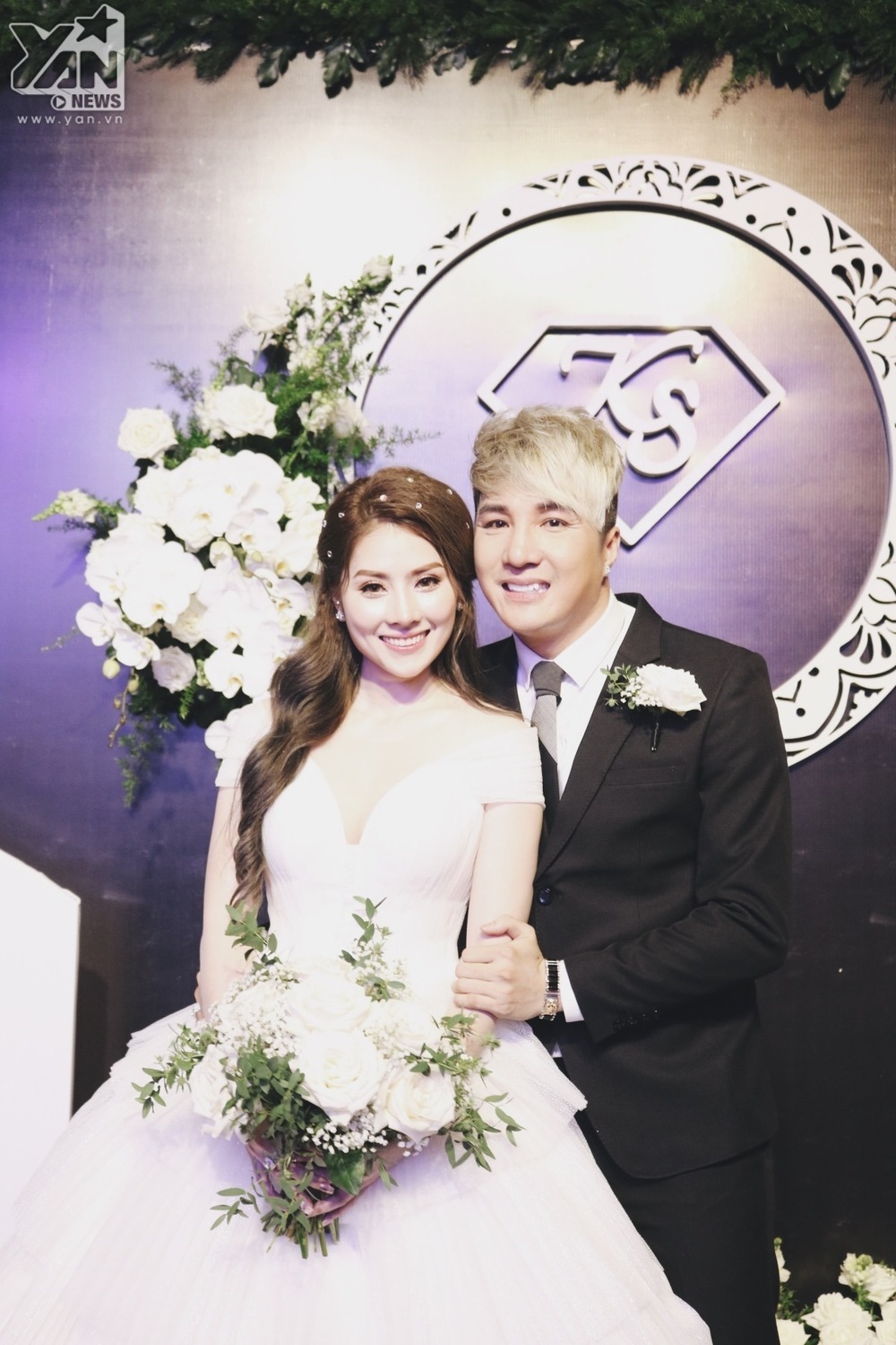 Dàn sao Vpop đổ bộ lễ cưới đẹp như mơ của Lâm Chấn Khang và vợ Jun See