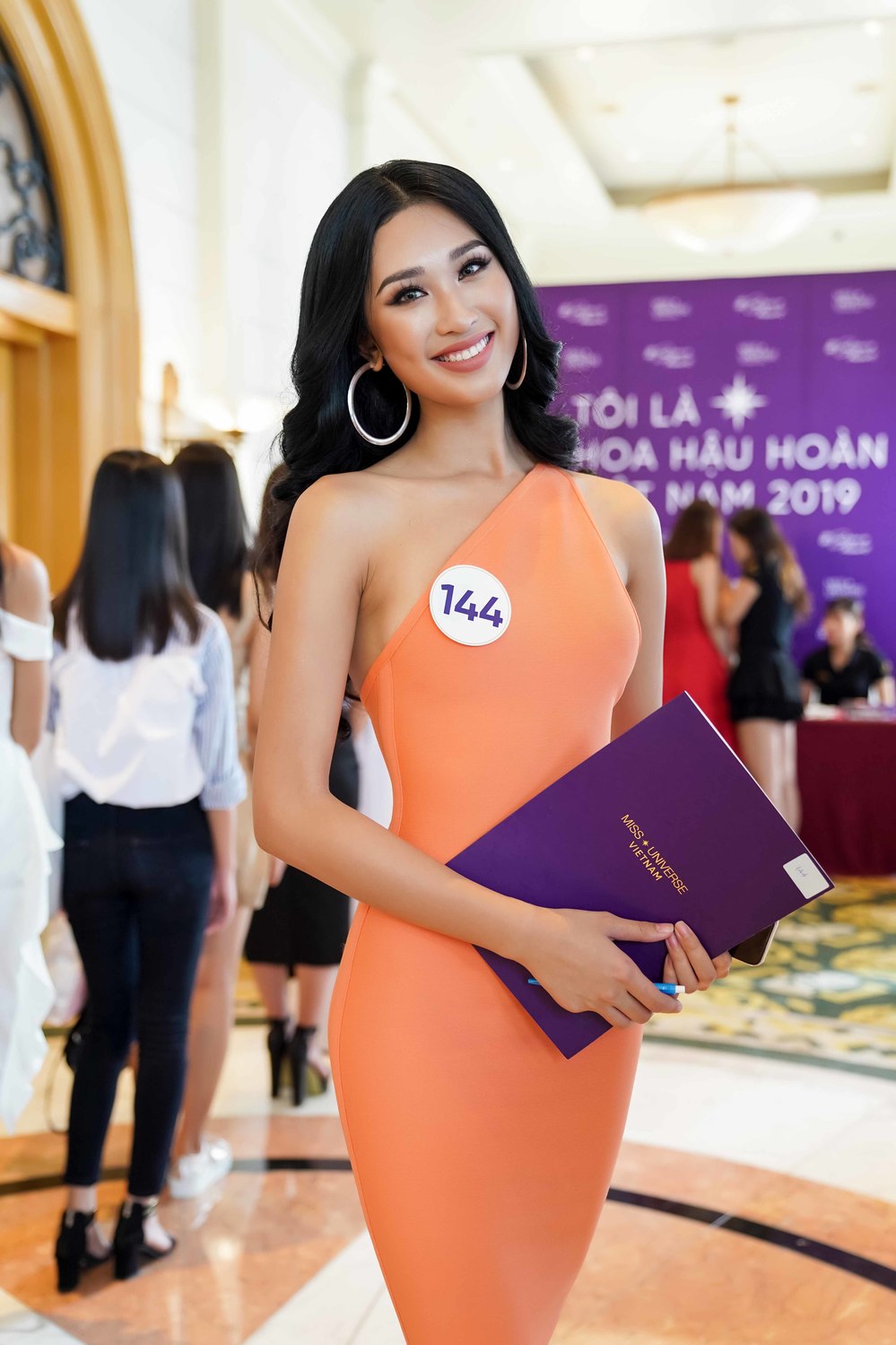  
Anh Thư top 10 Hoa hậu Việt Nam Thế giới 2019 - Tin sao Viet - Tin tuc sao Viet - Scandal sao Viet - Tin tuc cua Sao - Tin cua Sao