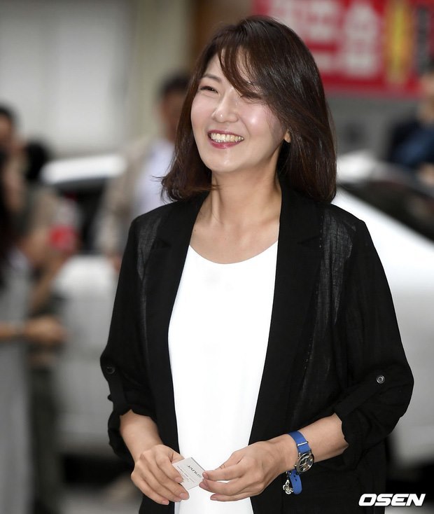  
Seo Yi Sook