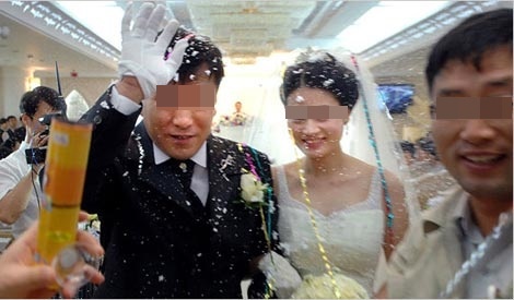  
Các cô gái Việt Nam chọn lấy chồng Hàn Quốc cũng chẳng phải những người bị "ế chồng" (Ảnh minh họa)