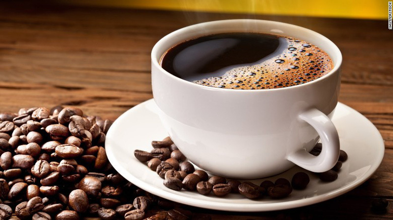  
Việc uống quá nhiều cà phê có thể gây hại tới sức khỏe con người (Ảnh minh họa)