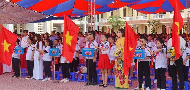 Hình ảnh ấn tượng trong ngày khai giảng năm học mới  baotintucvn