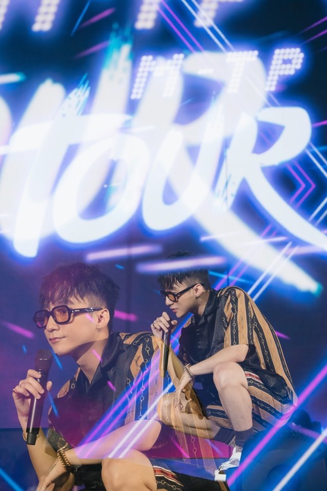 Những fanchant cực đỉnh của sao Việt không thua kém gì nhóm nhạc Kpop