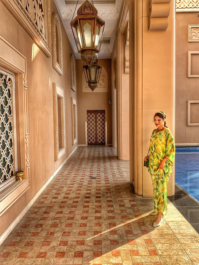 Chốn nghỉ lễ của sao Việt: Ngọc Trinh khoả thân ở Bali, Lan Khuê nghỉ dưỡng xa xỉ ở Dubai