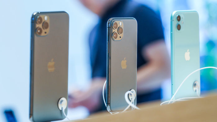  
Hiện tại, iPhone 11 vẫn là cơn sốt "hào nhoáng" được săn đón tại Việt Nam. (Ảnh: Google)