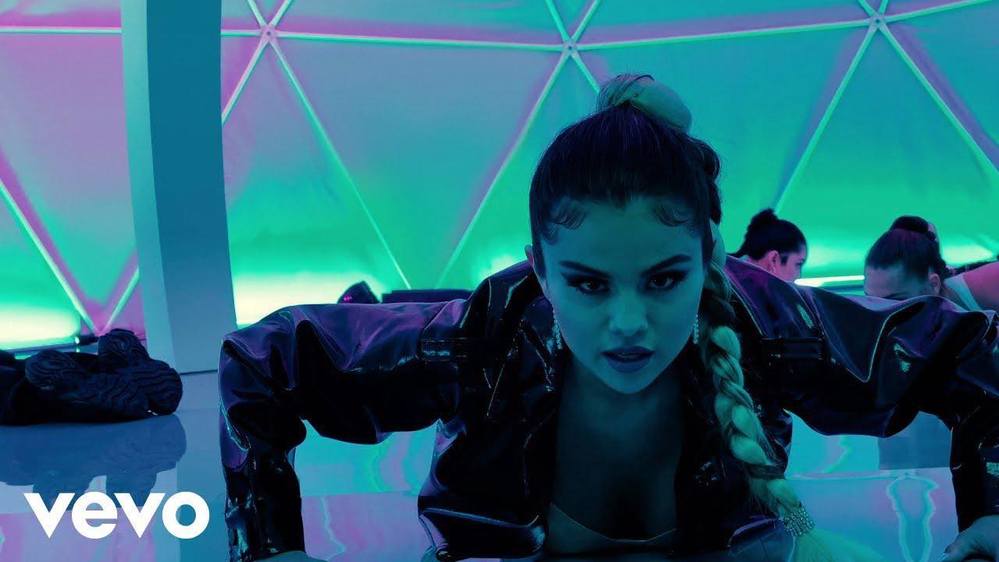  
Selena Gomez bất ngờ ra mắt MV "comeback" quay bằng iPhone 11 Pro