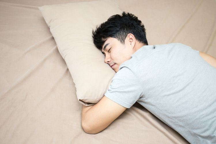  
Giờ đây các thanh niên Mỹ cứ ngoan ngoãn mà ngủ bình thường thôi nhé! (Ảnh: FB).