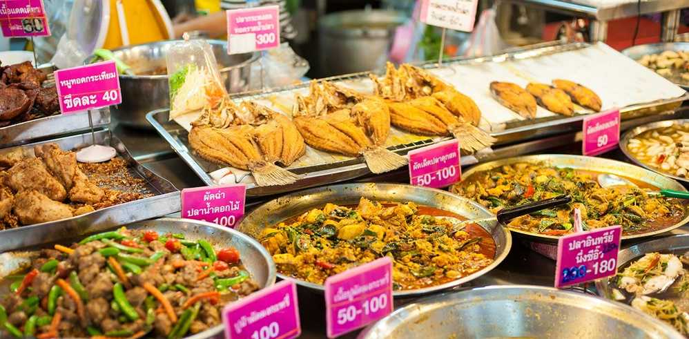  
Ẩm thực đường phố Bangkok vừa ngon, đa dạng và nhất là giá thành rẻ. Ảnh: Theculturetrip