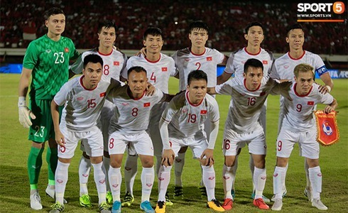  
Một lần nữa cùng chúc mừng cho đội tuyển Việt Nam nhé! (Ảnh: Sport5).