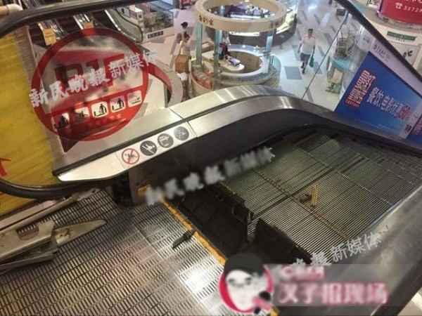  
Nhiều vụ tai nạn xảy ra mà "hung thủ" chính là thang cuốn (Ảnh: Weibo)