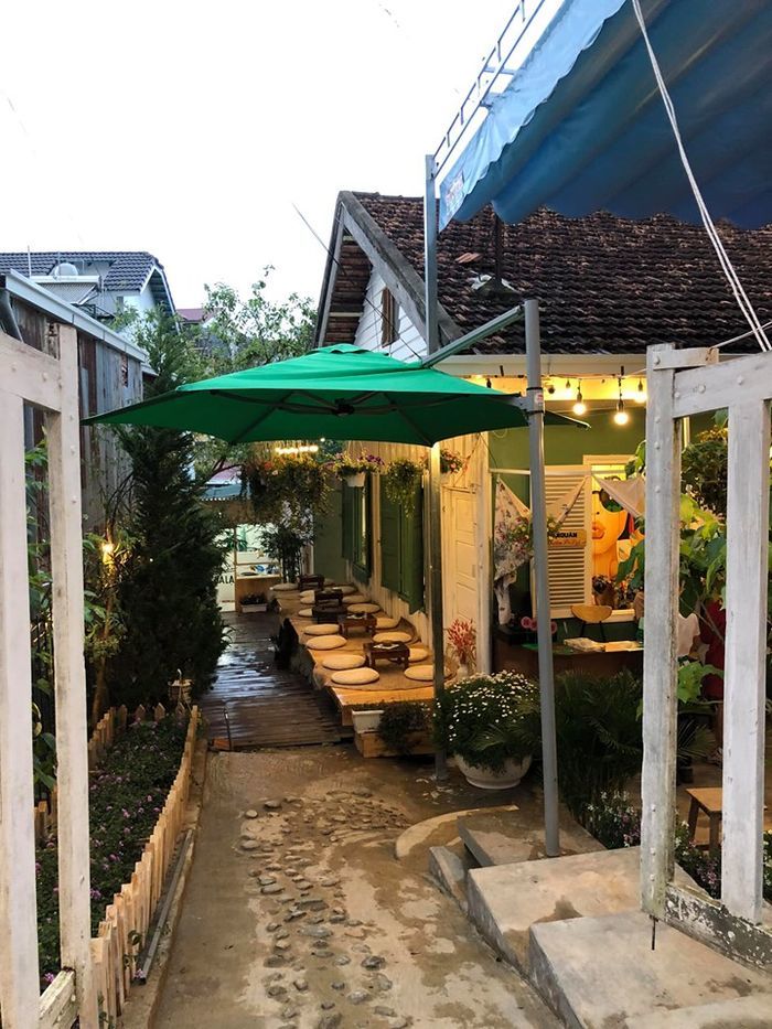 Đứng ngồi không yên với quán cafe mở cửa 24/24 ở Đà Lạt