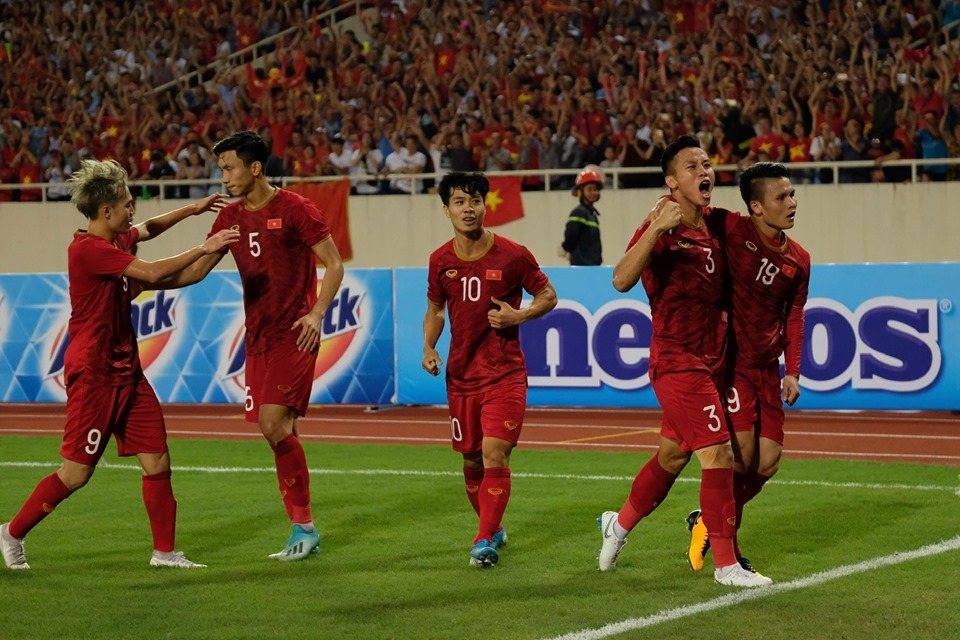Việt Nam - Malaysia: Cú volley của Quang Hải xứng đẳng cấp ngôi sao