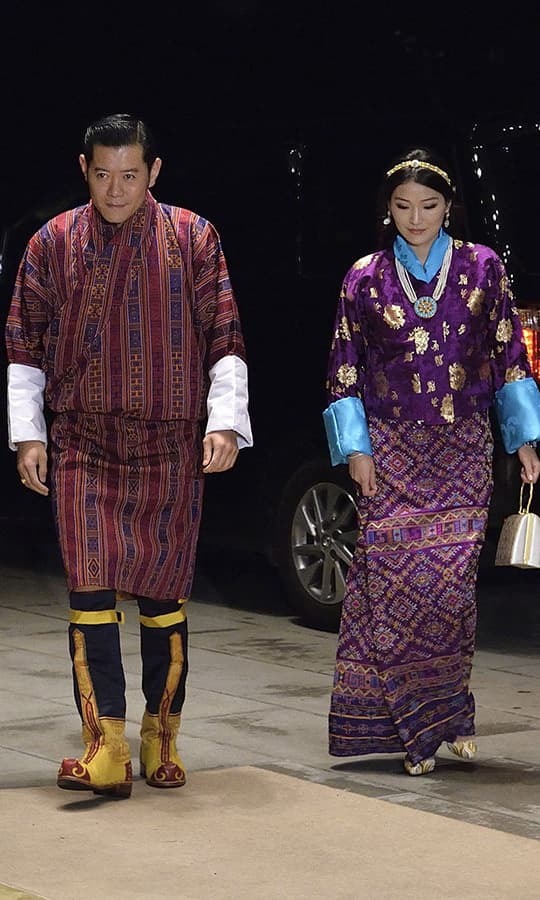  
Hoàng hậu Jetsun Pema xuất hiện trong tiệc chiêu đãi cùng Quốc vương Bhutan. (Ảnh: FB)