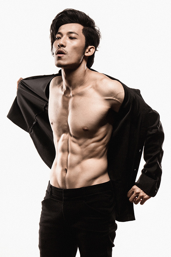  
Ngoại hình phong trần, điển trai, body 6 múi đã trở thành thương hiệu của anh chàng diễn viên Song Lang.  - Tin sao Viet - Tin tuc sao Viet - Scandal sao Viet - Tin tuc cua Sao - Tin cua Sao