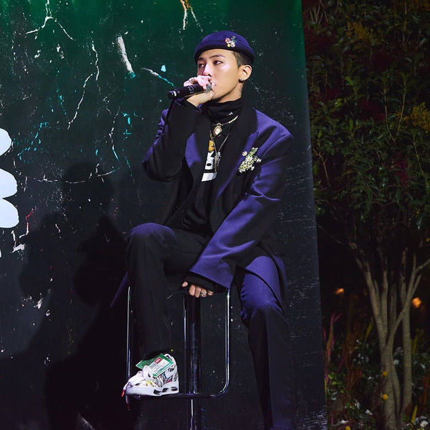 Knet nghi YG đôn giá trị đôi giày để đánh bóng tên tuổi cho G-Dragon