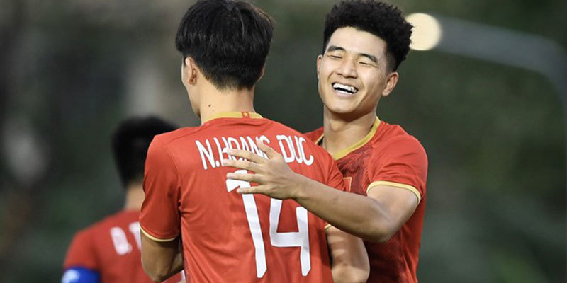  
Đức Chinh tỏa sáng trong trận gặp U22 Brunei