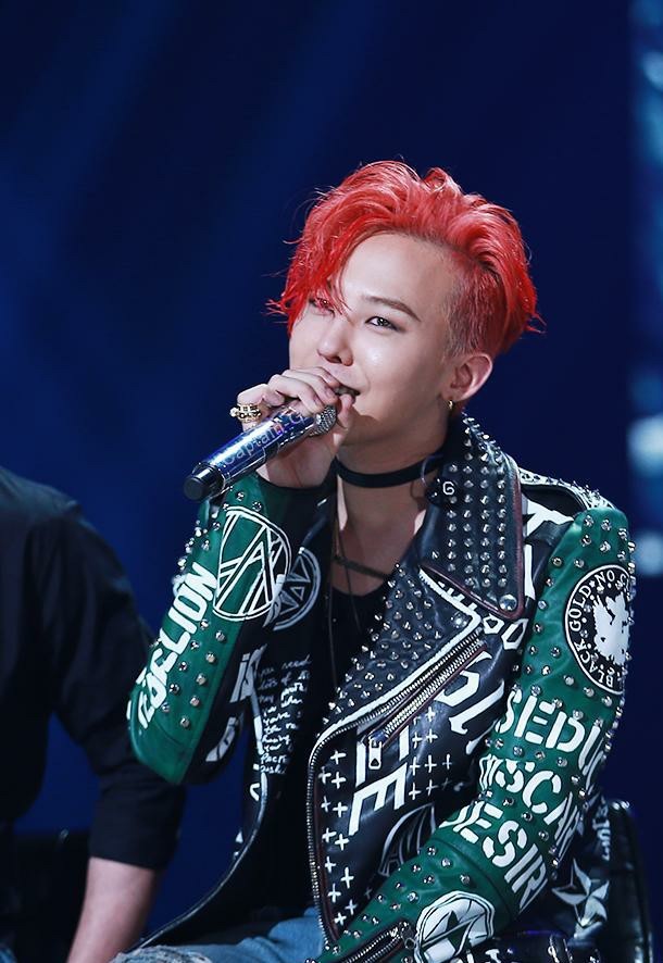 G-Dragon nổi tiếng với kiểu rap "nhè nhè" đặc trưng. (Ảnh: Pinterest)