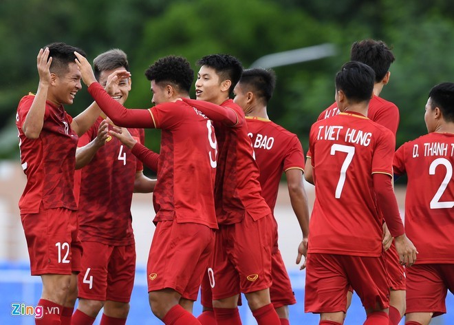  
Hà Đức Chinh có liên tiếp 2 bàn thắng cho U22 Việt Nam.