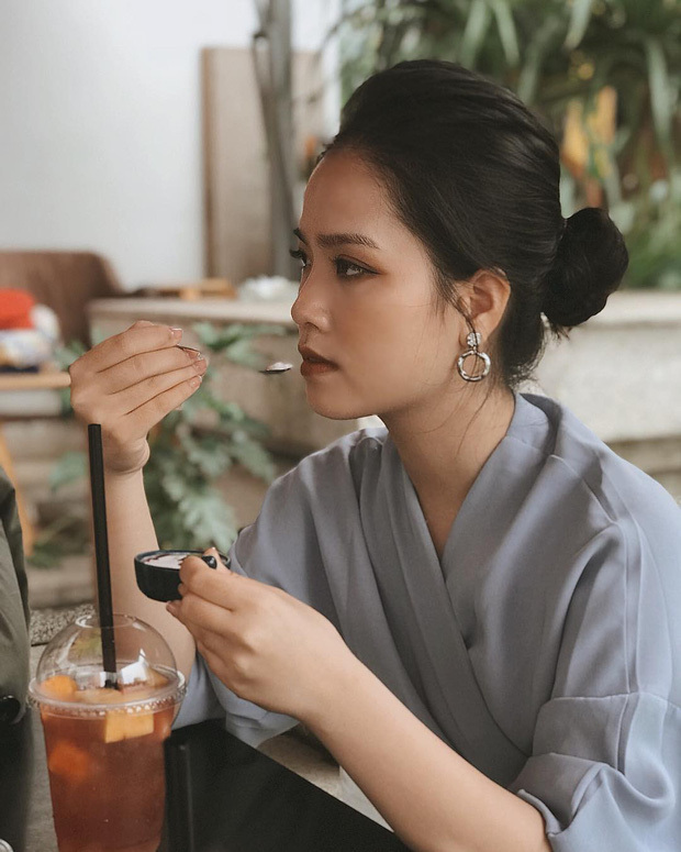 Bạn gái tin đồn Quang Hải: Tóc ngắn cá tính, gu thời trang sang chảnh