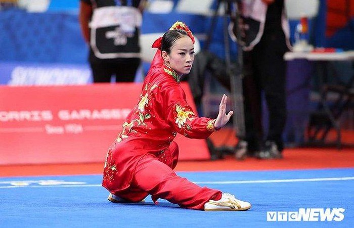  
VĐV Wushu mang về chiếc huy chương đầu tiên cho đoàn thể thao Việt Nam. Ảnh: VTC News 