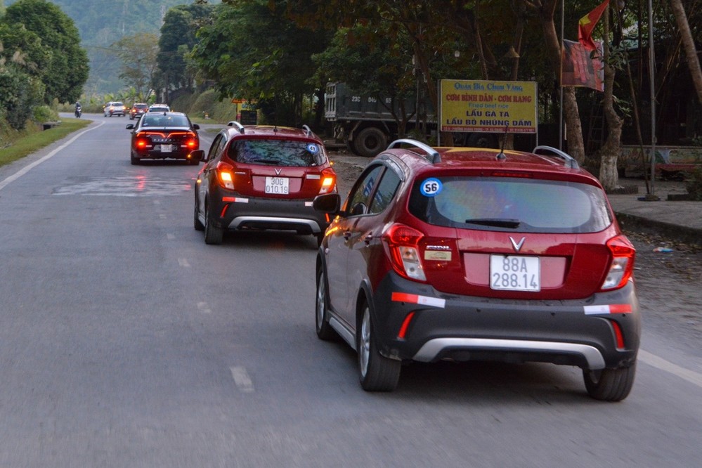 Hàng trăm chủ xe VinFast hào hứng tiếp tục hành trình chinh phục Hà Giang