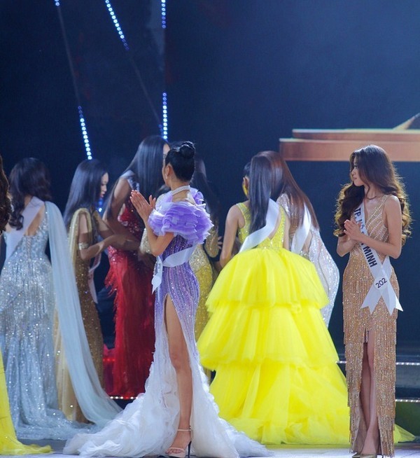 Hương Ly ngất xỉu sau khi trượt top 3 Hoa hậu Hoàn vũ Việt Nam 2019