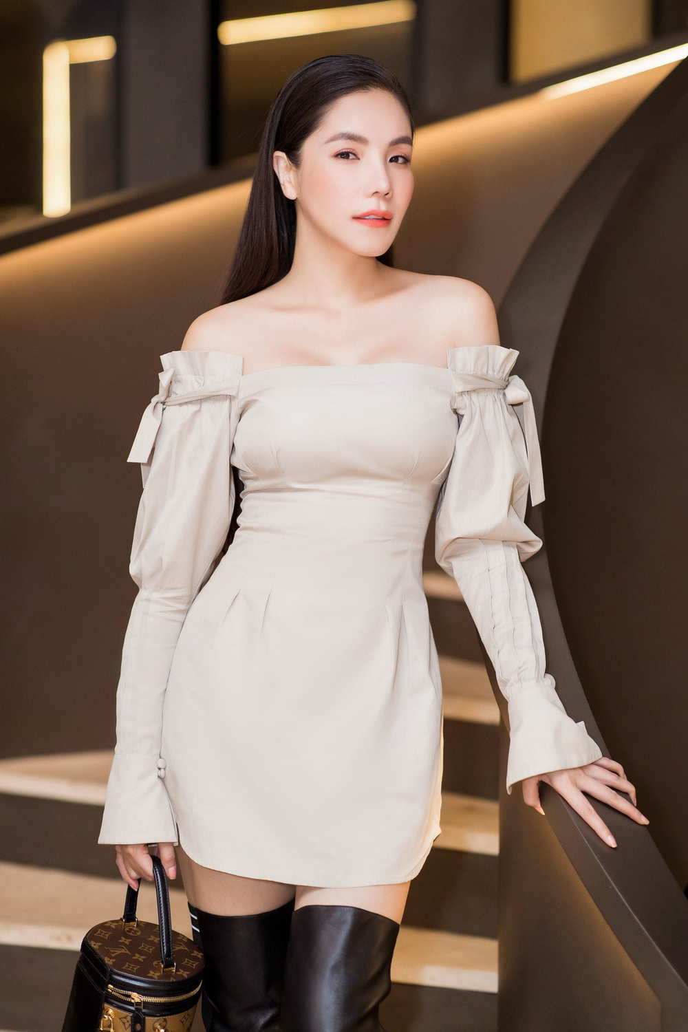 Kiwi Ngô Mai Trang trở lại đường đua với album “Thuyền tình trên sóng”