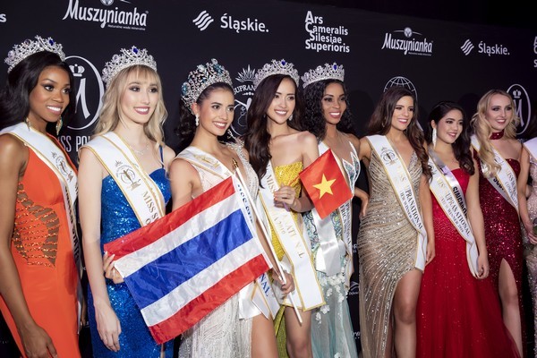  
Đại diện Việt Nam xuất sắc giành danh hiệu Hoa hậu Siêu quốc gia Châu Á sau thành tích Top 10. 