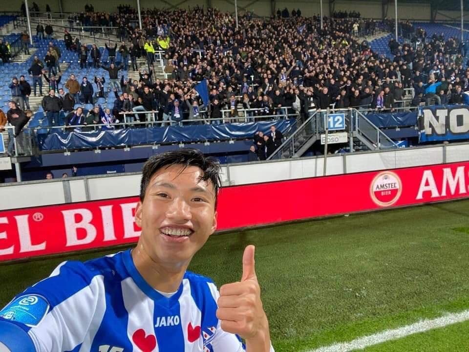  
Văn Hậu đã có màn chào sân tại CLB SC Heerenveen. (Ảnh: SC Heerenveen).