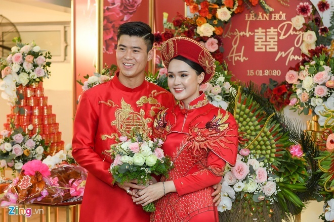  
Lễ ăn hỏi của cặp đôi Duy Mạnh - Quỳnh Anh đã diễn ra ngày 15/1 (Ảnh: Zing.vn)