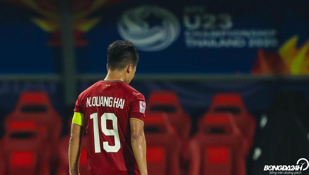  
Báo châu Á cho rằng đội trưởng U23 Việt Nam thi đấu mờ nhạt (Ảnh: Bongda24h)